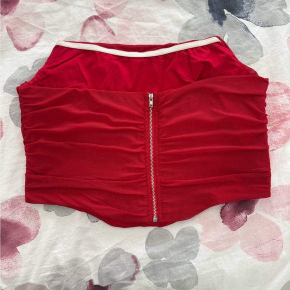 Red/ wine  flattering corset top XL - Picture 2 of 3